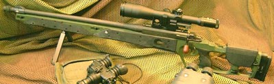 Mauser SR-93 рукоятка затвора находится с левой стороны винтовки